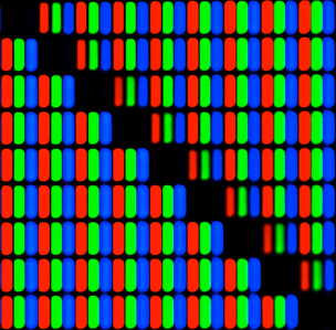 I monitor sono costituiti da un retino di pixel che assumono una colorazione diversa dovuta alla intensità dei colori principali della sintesi additiva (Red Green Blue).